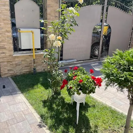 بيت ضيافة Royal مانغاليا